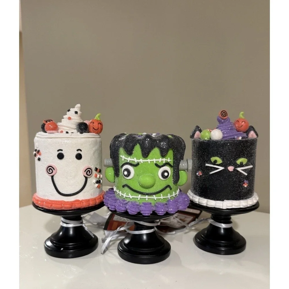 New Candy Corn Lane Mini Candy Cake Trio Set 6